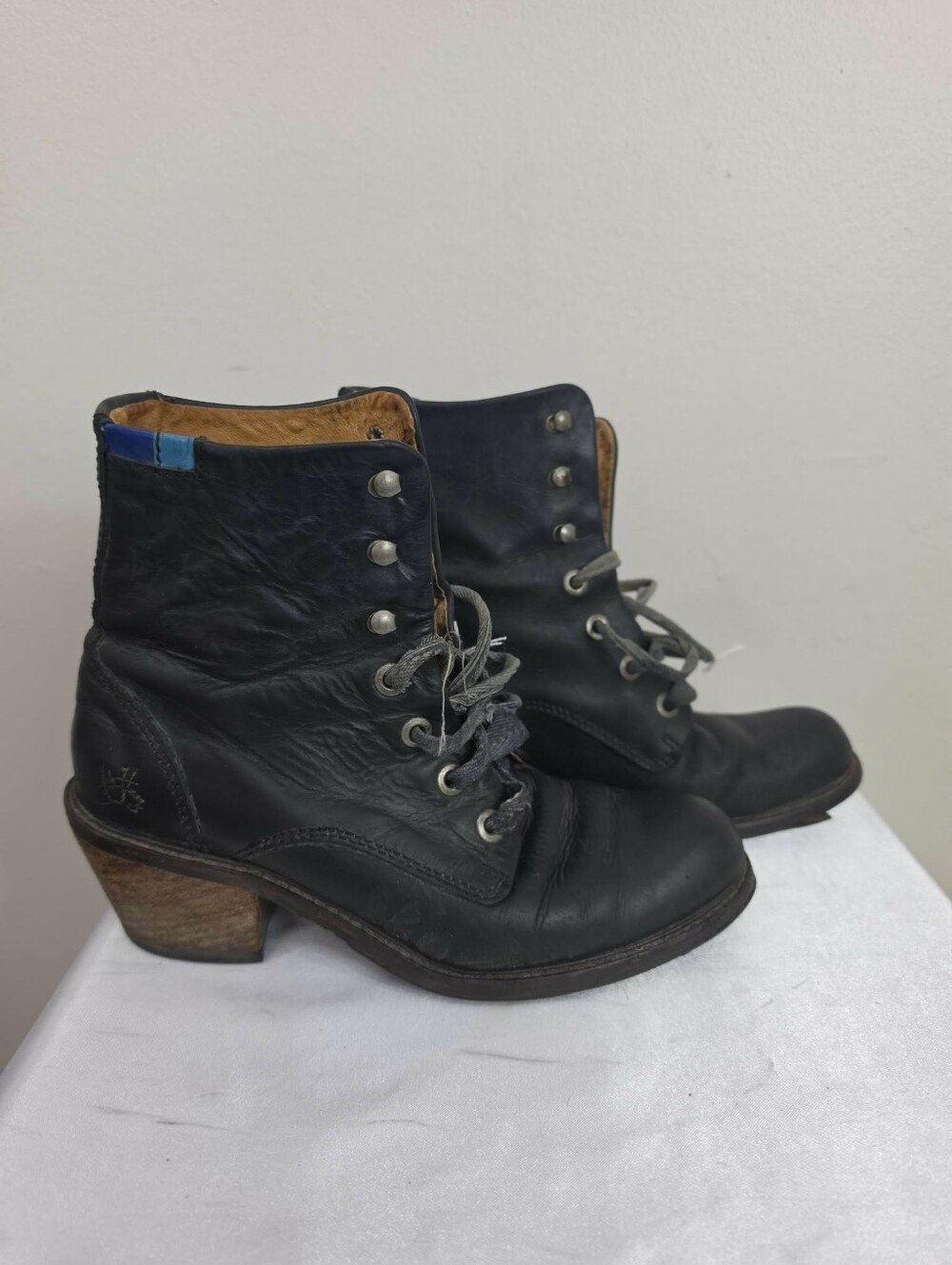 John Fluevog Black Leather Lace-Up Heeled Ankle Boots